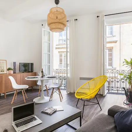 Clublord - Modern In The Heart Of Bordeaux